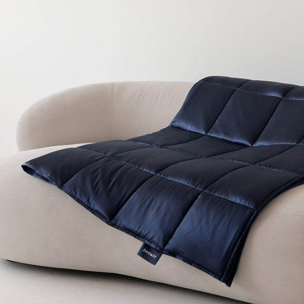 Midnight Blue Silk Weighted Blanket